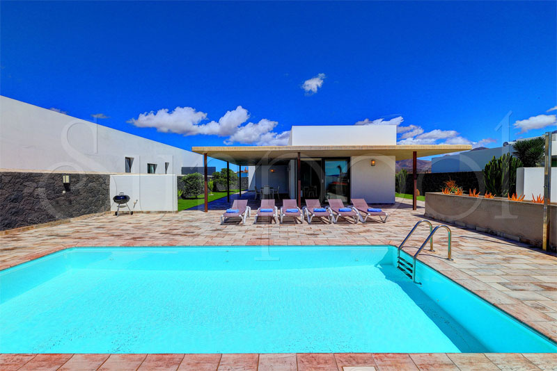 Villa Salvia - villas en lanzarote con piscina climatizada