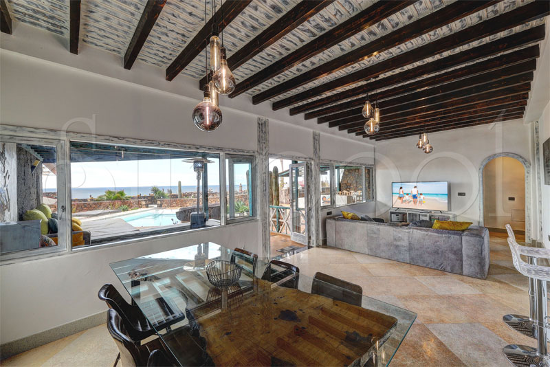 Villa Dafmir - villas en lanzarote con piscina climatizada