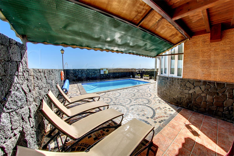 Casa Portuguesa - villa en lanzarote con piscina