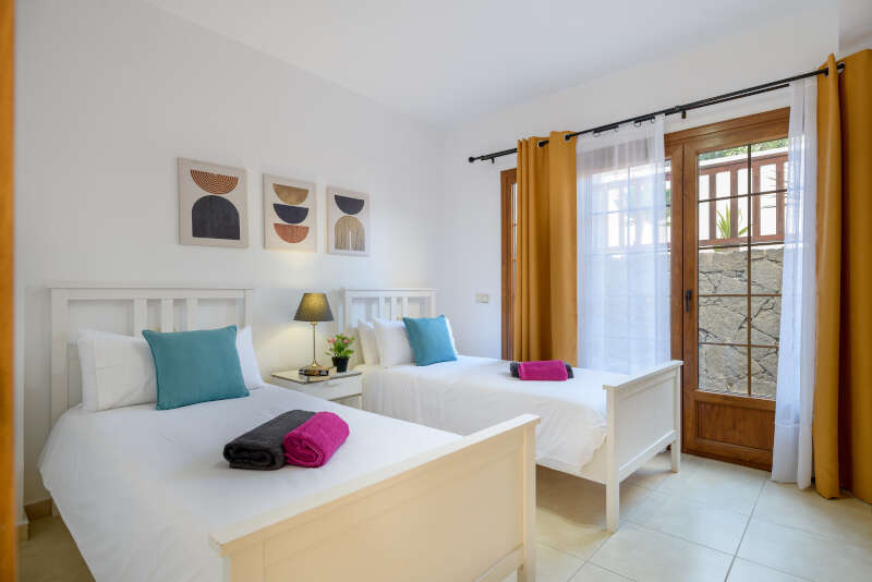 Villa Jeamir 1 - villas en lanzarote con piscina climatizada