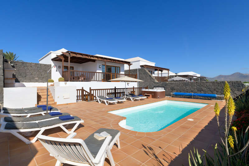 Villa Jeamir 1 - playa blanca lanzarote villas