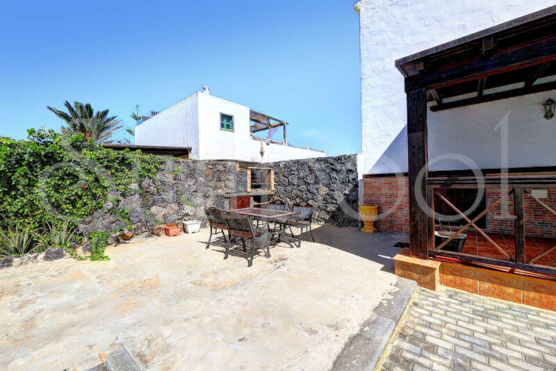Casa Cernícalo - villas en lanzarote con piscina