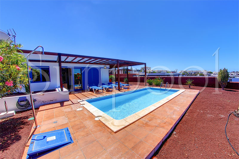 Villa Cangrejita - villas en lanzarote con piscina climatizada