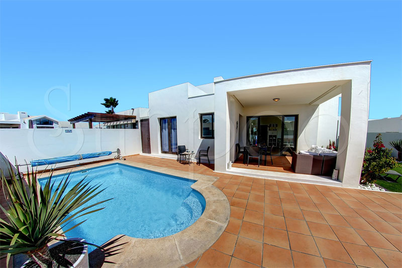 Villa Carmen - villas en lanzarote con piscina privada