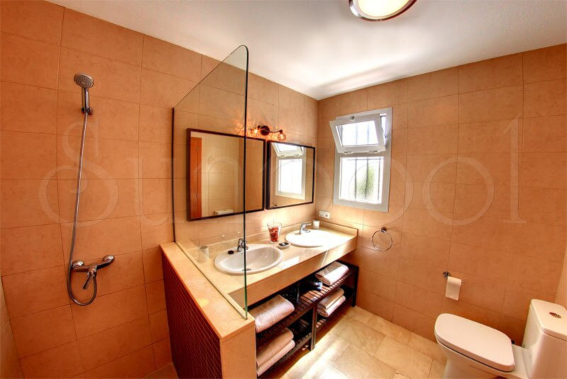 Casa Canela - villas en lanzarote con piscina climatizada