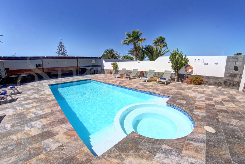 Casa Canela - alquiler de villas en lanzarote con piscina privada