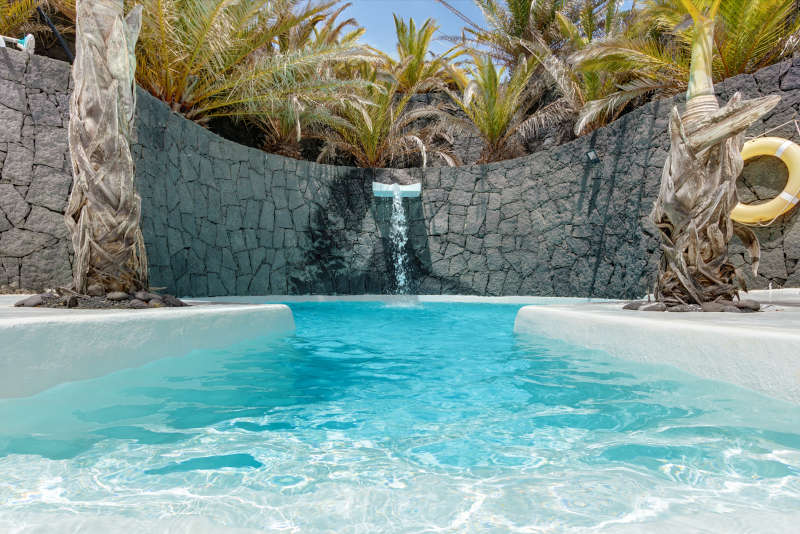 Villa La Cueva - villas lanzarote piscina privada
