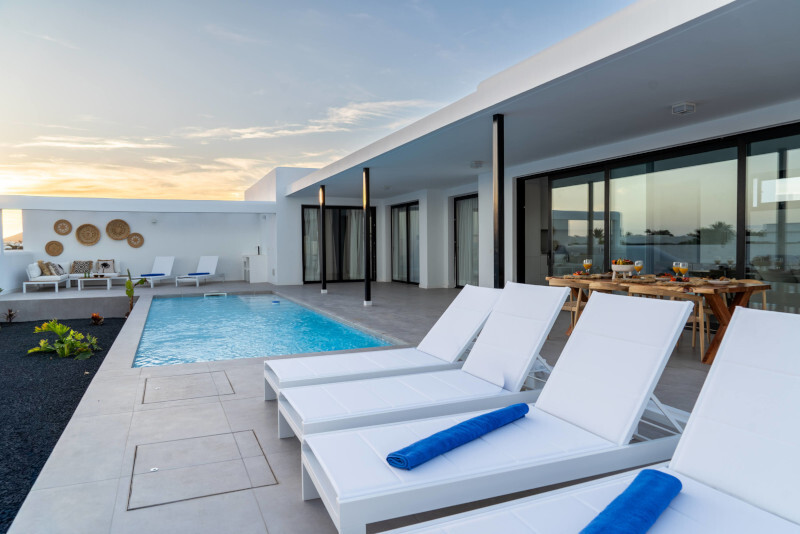 Casa Calendra - villas en lanzarote con piscina