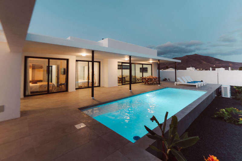 Casa Calendra - alquiler de villas en lanzarote con piscina privada