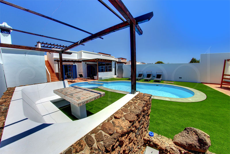 Villa Valeria - alquiler de villas en lanzarote con piscina privada