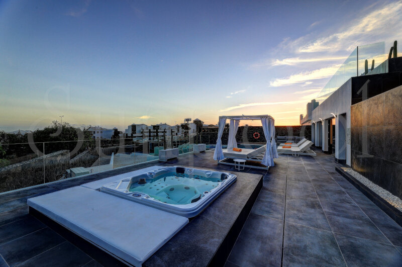 Villa Infinity - villas en lanzarote piscina privada
