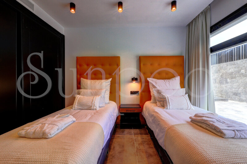 Villa Infinity - villa vacacional en lanzarote
