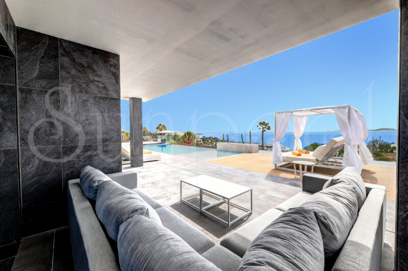 Villa Infinity - villas en lanzarote con piscina