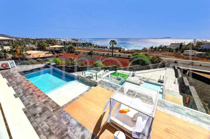 Villa Infinity - alquiler de villas en lanzarote con piscina privada