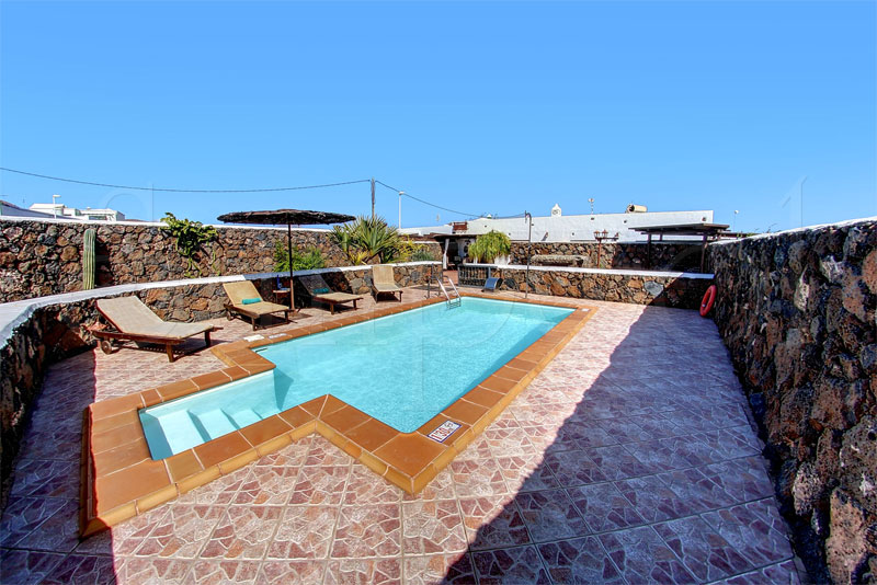 Caserío de Güime - villas en lanzarote piscina privada