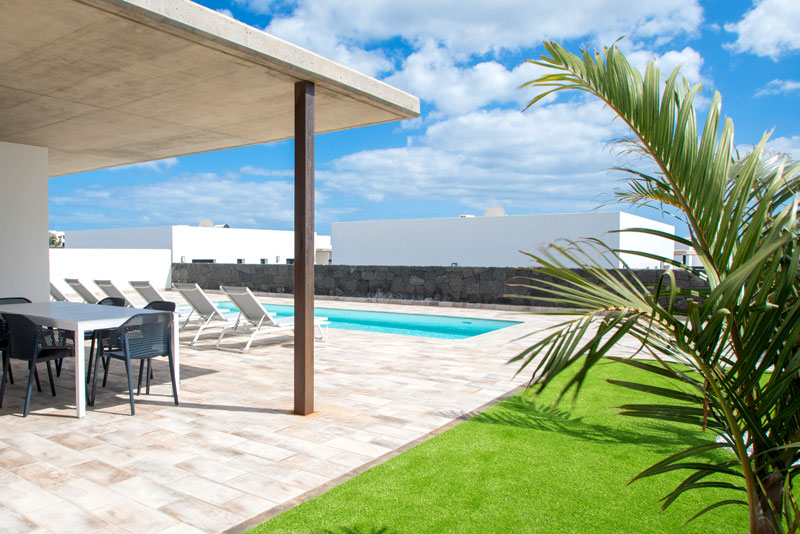 Villa Isora - villas en lanzarote con piscina climatizada
