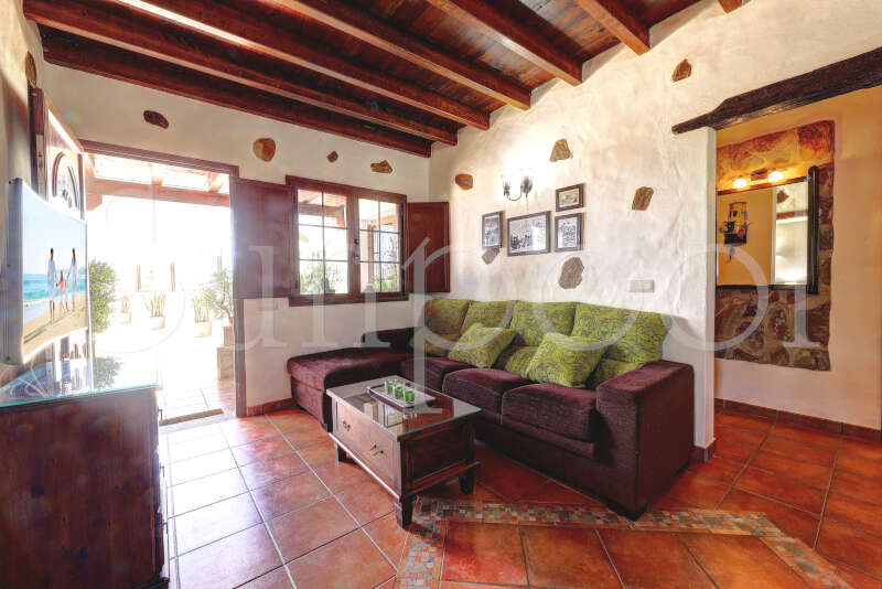 Casa Golondrina - villa en lanzarote con piscina privada