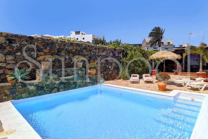 alquiler villa lanzarote piscina privada