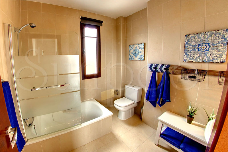 Villa Erika - alquiler de villas en lanzarote con piscina privada