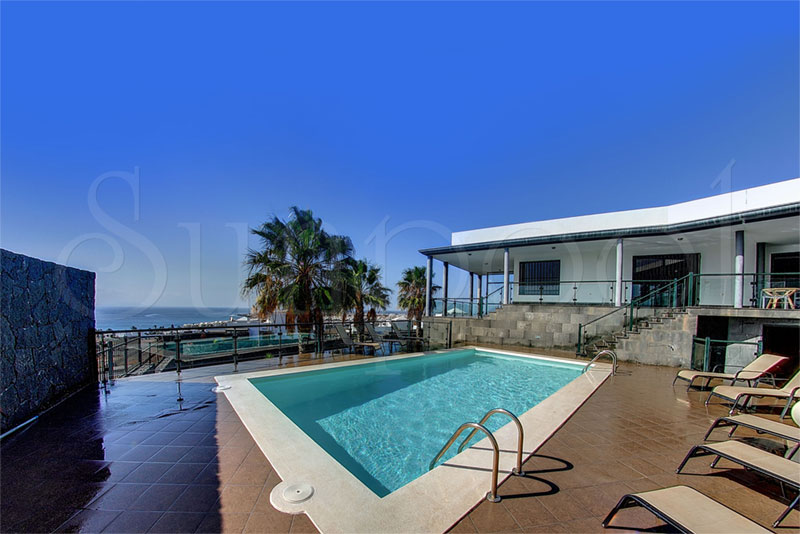 Villa Castillo - alquiler de villas en lanzarote con piscina privada